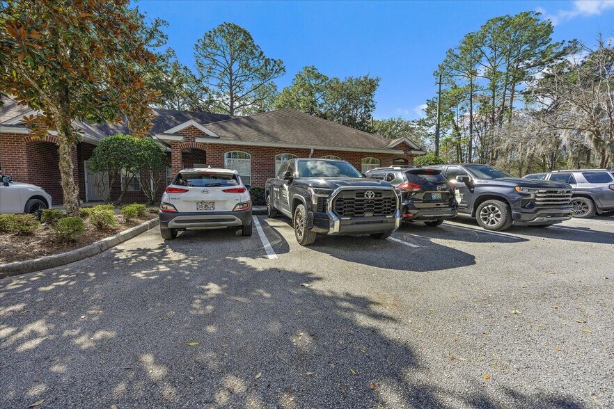 More Photos Of 9521 Shellie Rd, Jacksonville Medical For Lease