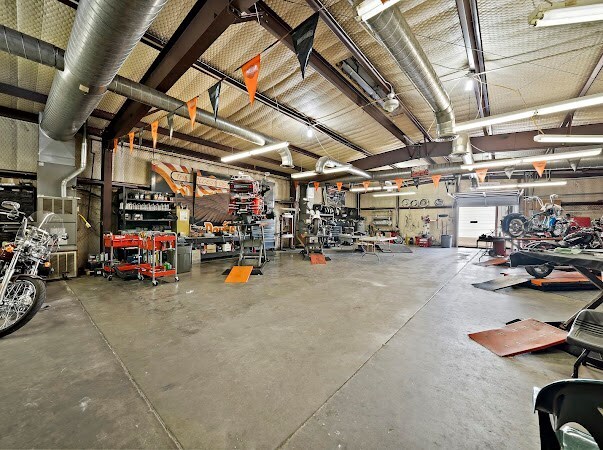 More Photos Of 908 W 3rd St, Big Spring Auto Dealership For Sale