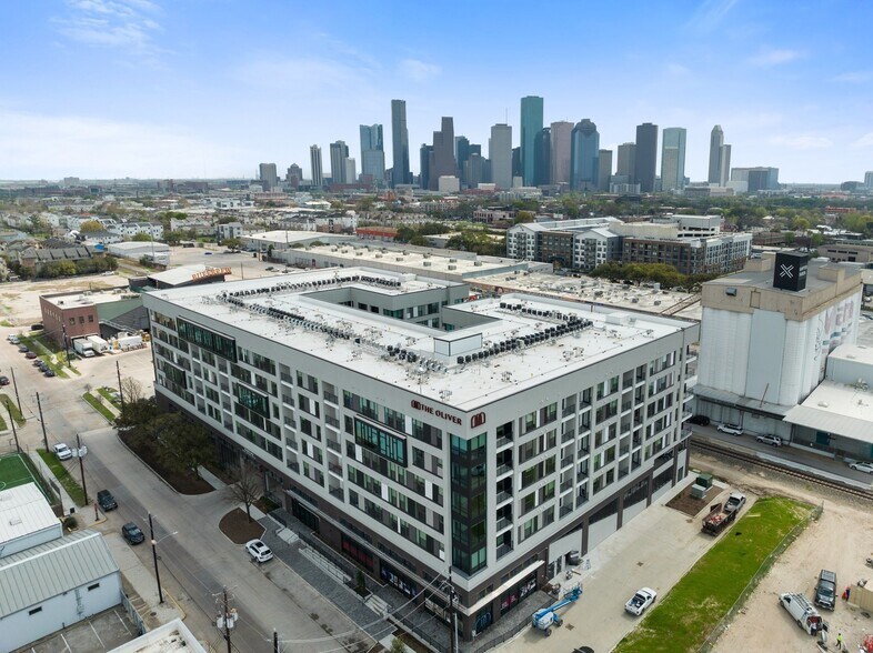More Photos Of 2305 Summer St, Houston Apartments For Lease