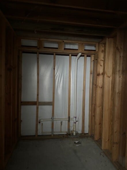 More Photos Of 705 Goldkist ave, Live Oak Warehouse For Sale