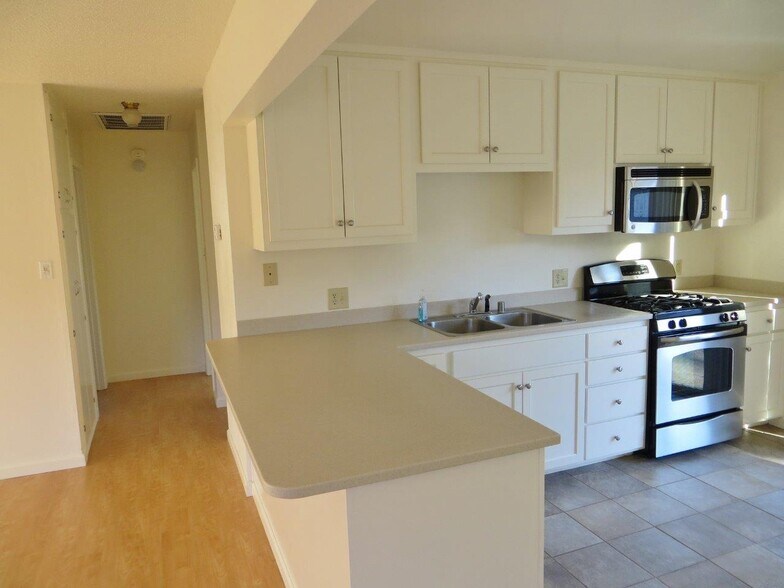 More Photos Of 415 4th St, Winters Multifamily For Sale