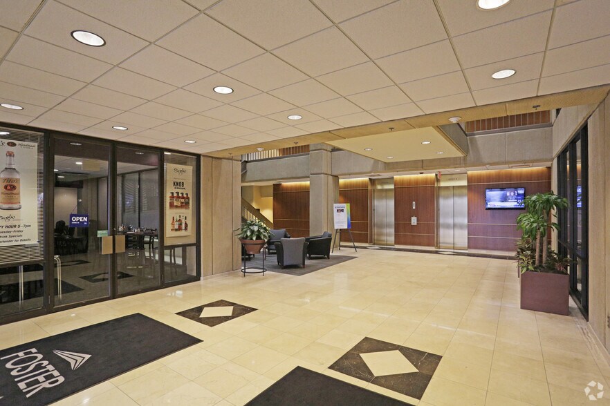More Photos Of 661 Andersen Dr, Pittsburgh Office For Lease