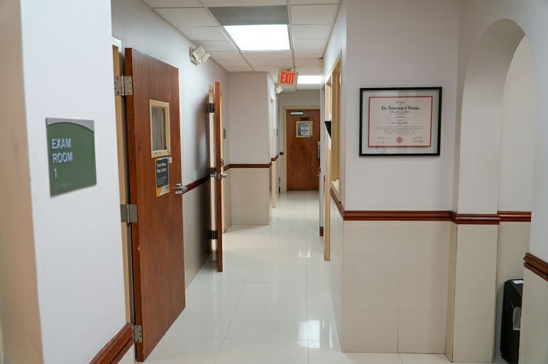 More Photos Of 9400 NW 58th St, Miami Veterinarian Kennel For Lease