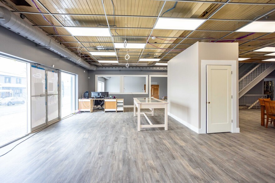More Photos Of 1027 Notre Dame St, Embrun Storefront Retail Office For Sale