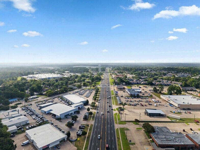 More Photos Of 4818 Troup Hwy, Tyler Auto Dealership For Sale