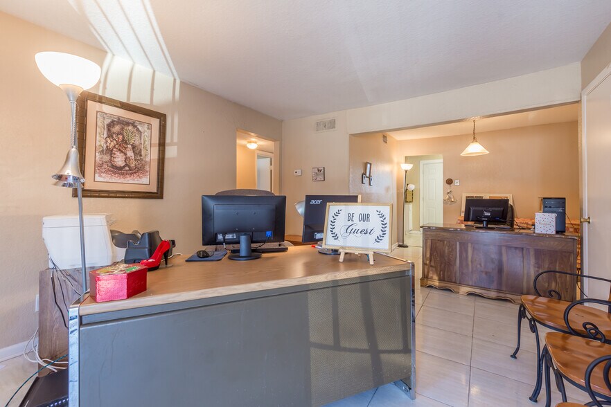 More Photos Of 2060 Alison Ct SW, Atlanta Apartments For Sale