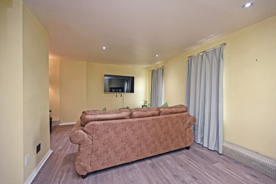 More Photos Of 118 E Liberty St, Cincinnati Apartments For Sale