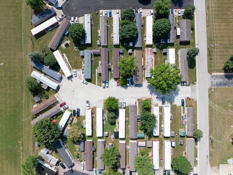 More Photos Of 205 W Marshall St, Argos Manufactured Housing Mobile Home Park For Sale