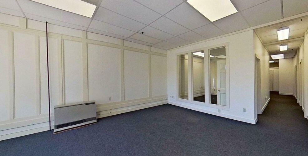 More Photos Of 13-17 Washington St, Sanford Apartments For Lease