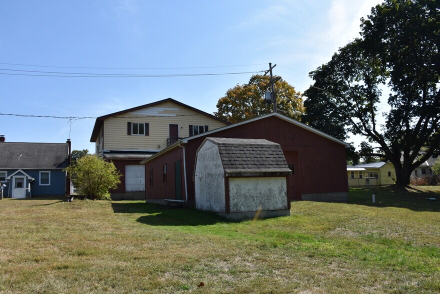 More Photos Of 136 Smith st, Cochranton Industrial For Sale