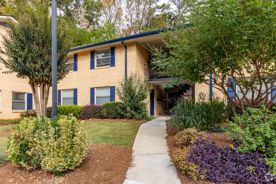 More Photos Of 1031 Scott Blvd, Decatur Apartments For Sale