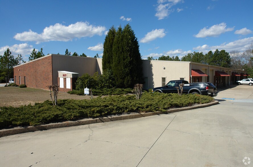 More Photos Of 1025 Nine North Dr, Alpharetta Warehouse For Lease