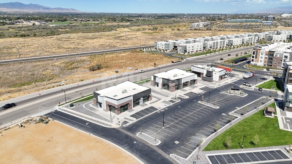 Primary Photo Of 13657 S 600 W, Draper General Retail For Lease
