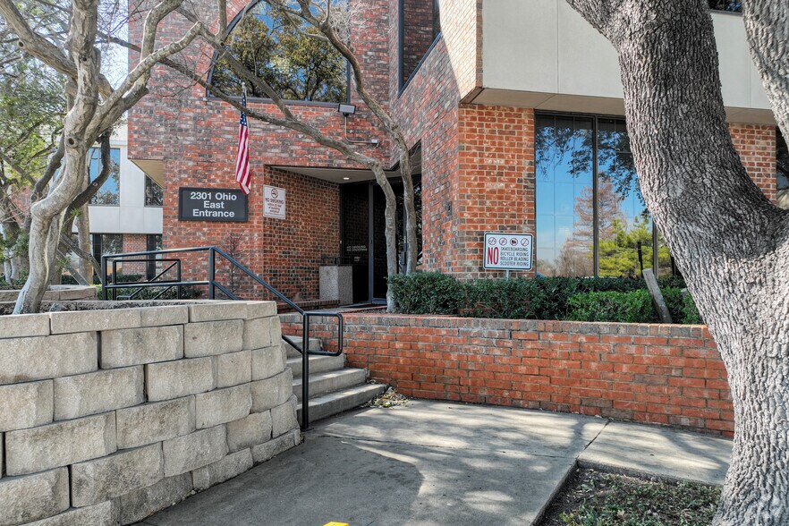 More Photos Of 2301 Ohio Dr, Plano Office For Lease