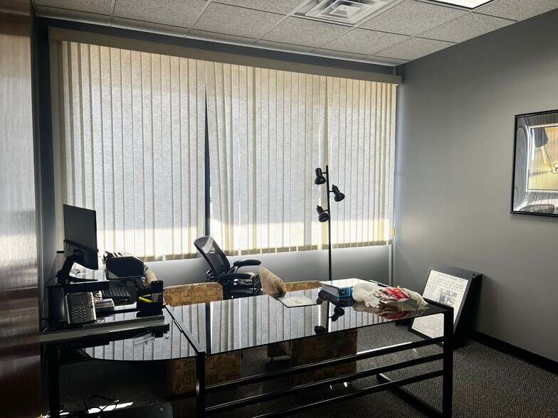 More Photos Of 5523 Integrity Way, Appleton Flex For Sale