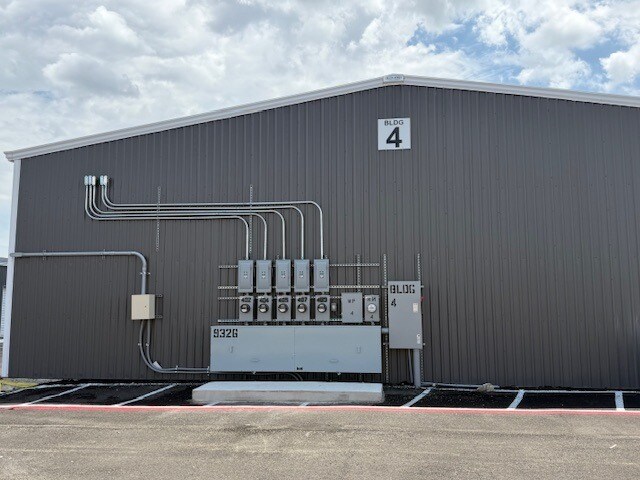 More Photos Of 9326 SE Loop 410, San Antonio Flex For Sale