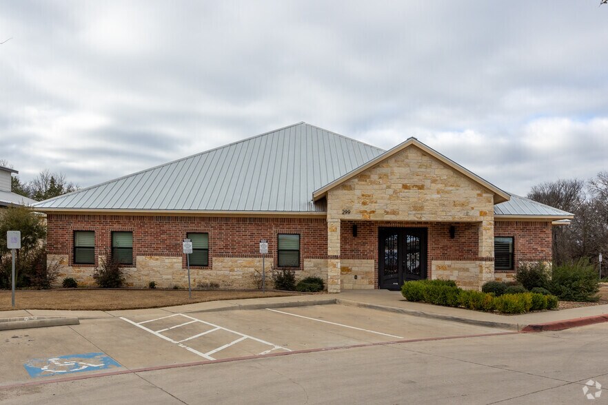 More Photos Of 299 W Eldorado Pky, McKinney Office For Sale