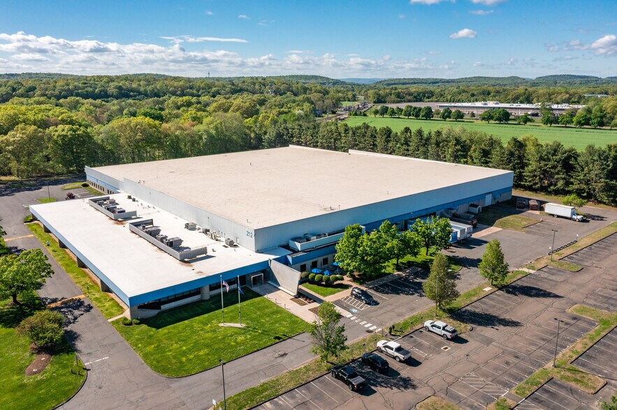 More Photos Of 212 W Newberry Rd, Bloomfield Manufacturing For Sale