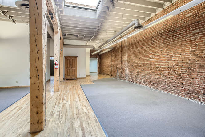 More Photos Of 1822 Blake St, Denver Office For Sale