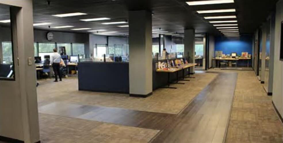More Photos Of 325 E Tyler St, Longview Unknown For Lease