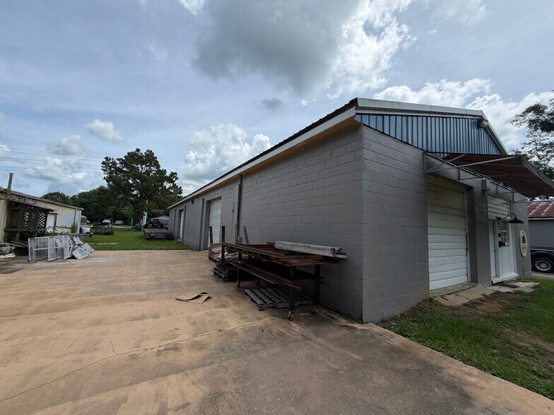 More Photos Of 160 Salem Rd, Havana Warehouse For Lease