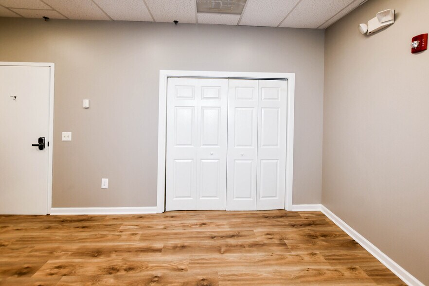 More Photos Of 12150 Annapolis Rd, Glenn Dale Medical For Lease