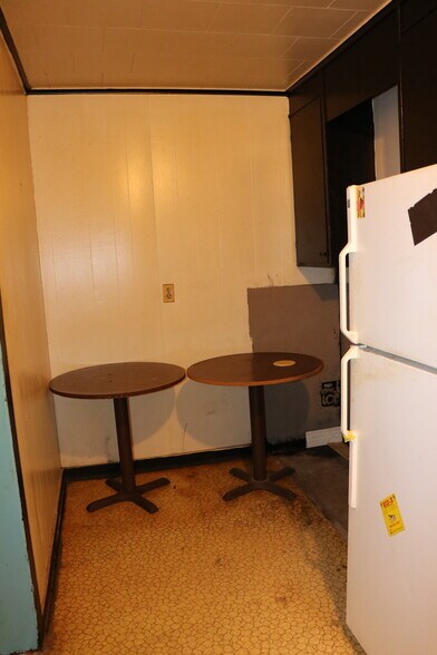 More Photos Of 1220 W 7th St, Texarkana Hotel For Sale