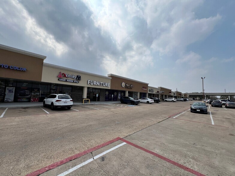 More Photos Of 6221 Highway 6 S, Houston Unknown For Lease