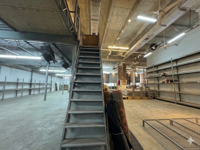 More Photos Of 2801 Biscayne Blvd, Miami Freestanding For Lease