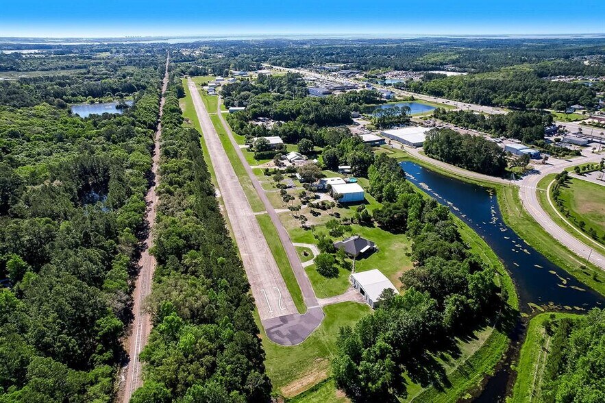 More Photos Of 96168 Cessna Dr, Yulee Airplane Hangar For Sale