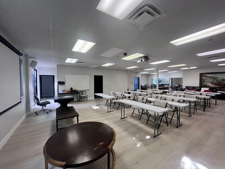 More Photos Of 50 N Hill Ave, Pasadena Office For Sale