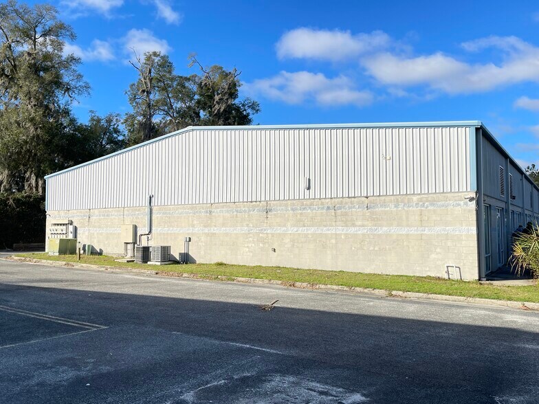More Photos Of 25355 NW 8th Pl, Newberry Warehouse For Sale