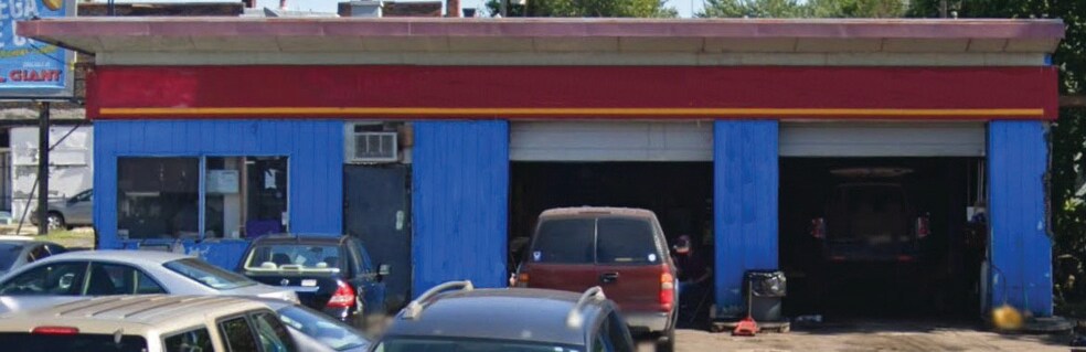More Photos Of 7000 Woodland Ave, Philadelphia General Retail For Sale