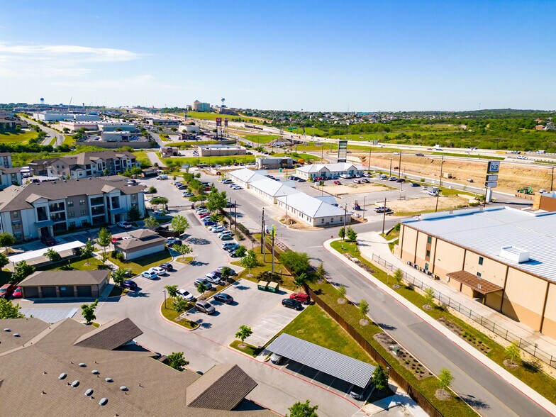 More Photos Of 7323 N Loop 1604 E, San Antonio Unknown For Lease