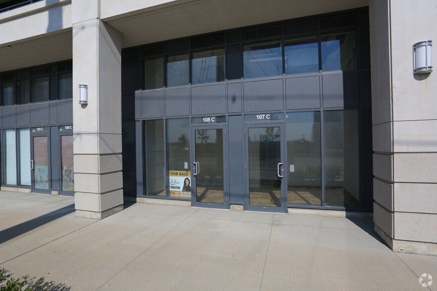 More Photos Of 370 Hwy-7, Richmond Hill Apartments For Lease