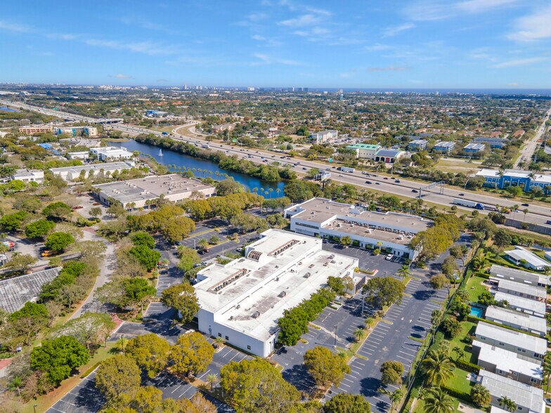 More Photos Of 1400 E Newport Center Dr, Deerfield Beach Office For Lease