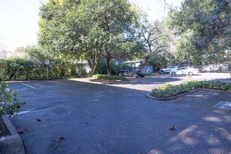 More Photos Of 717 College Ave, Santa Rosa Office For Sale