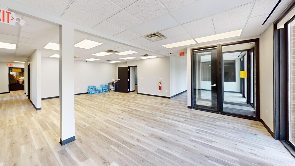 More Photos Of 1255 E M-36, Pinckney Medical For Sale