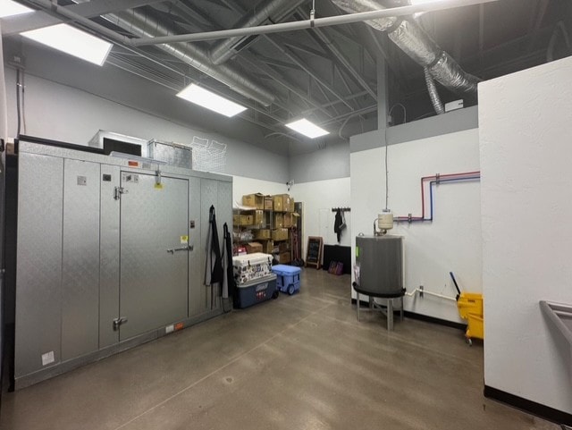 More Photos Of 107-115 E State Highway 152, Mustang Unknown For Lease