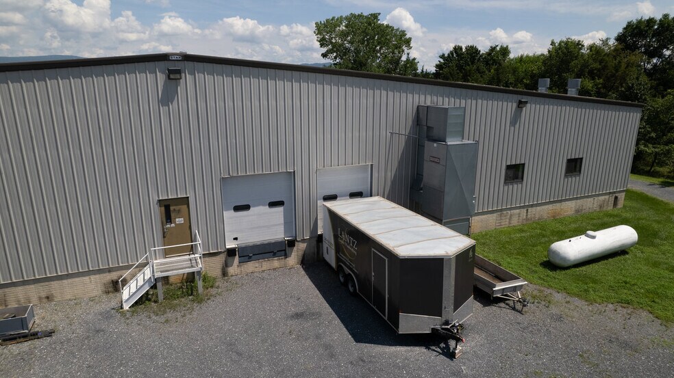 More Photos Of 641 Acorn Dr, Harrisonburg Manufacturing For Sale