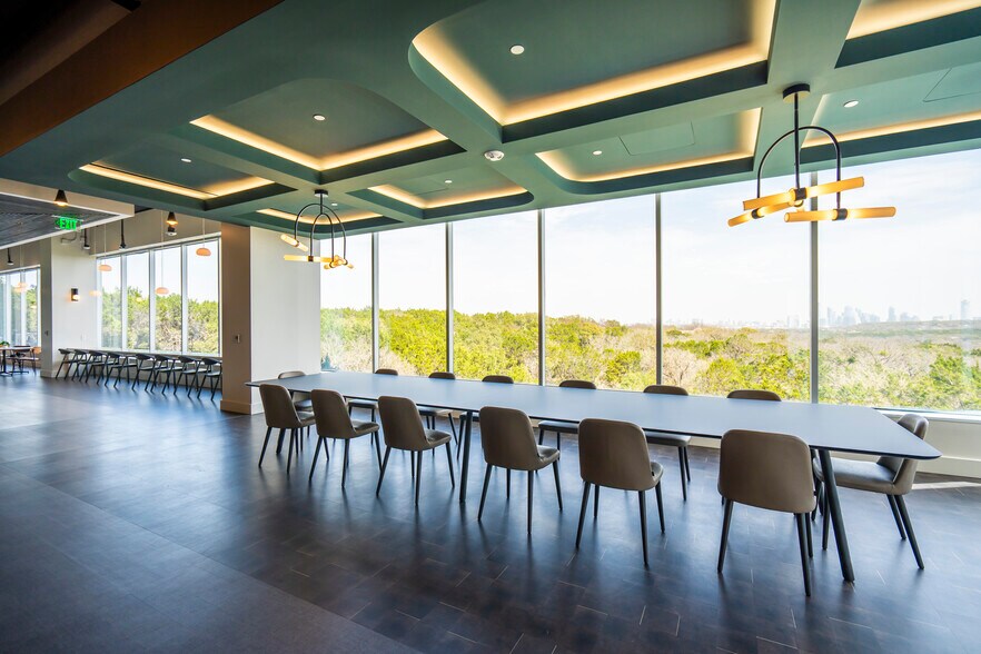 More Photos Of 2600 Via Fortuna, Austin Unknown For Lease