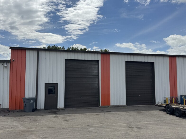 More Photos Of 343-345 W 200th South, Pleasant Grove, Pleasant Grove Industrial For Lease