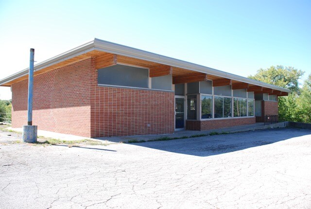 More Photos Of 5401 State Ave, Kansas City Freestanding For Lease