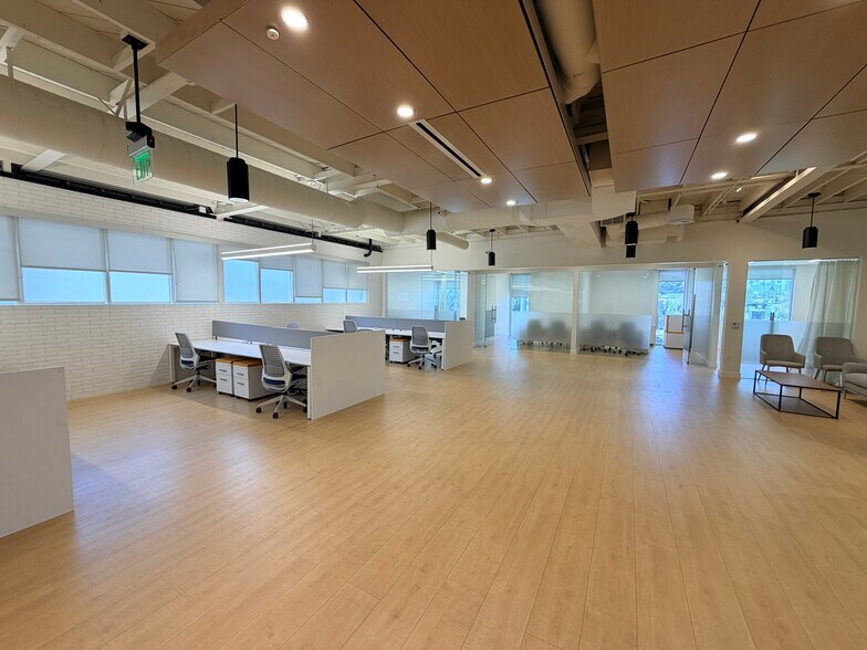 More Photos Of 470 S San Vicente Blvd, West Hollywood Office For Lease