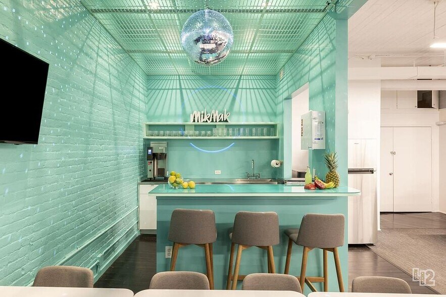 More Photos Of 116 W Houston St, New York Office For Lease