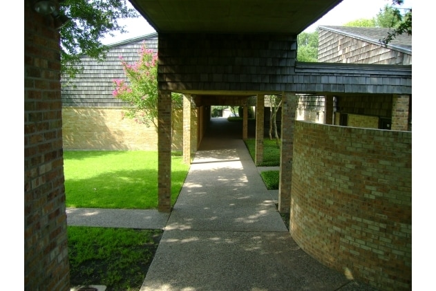 More Photos Of 2027 S 61st St, Temple Medical For Lease