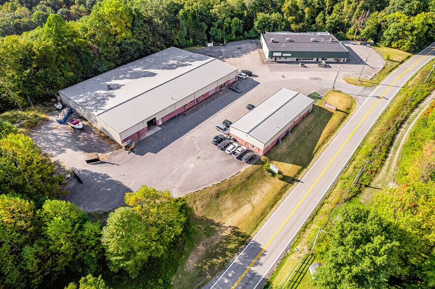 More Photos Of 951 Point Marion Rd, Morgantown Light Manufacturing For Sale
