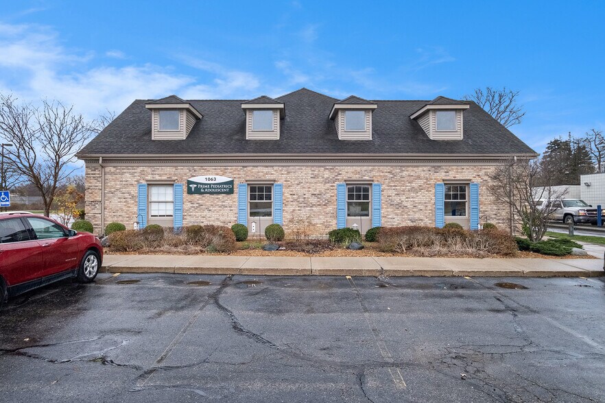 More Photos Of 1063 W Hill Rd, Flint Medical For Sale