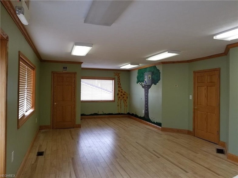 More Photos Of 10595 State Route 550, Vincent Office For Sale