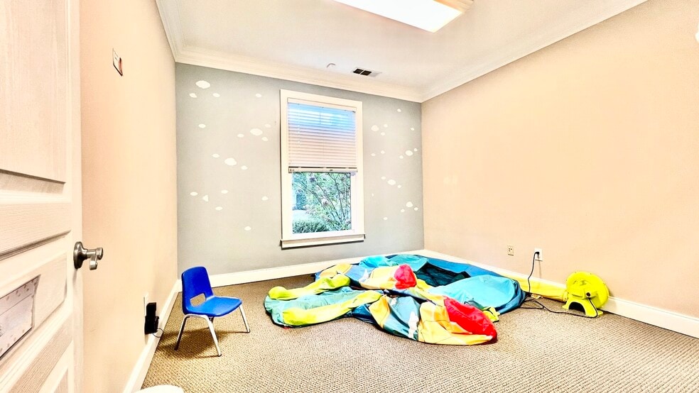 More Photos Of 4080 McGinnis Ferry Rd, Alpharetta Office For Sale